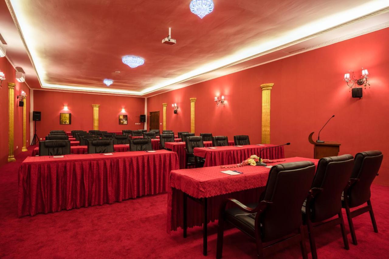 Fun Retreat Resort, And Ayurveda